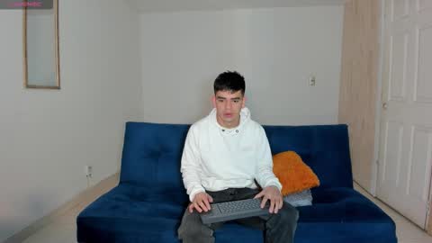 Snapshot of ares_johnsonn chatting on September 9, 12:15 pm Ares online show from September 9, 12:15 pm