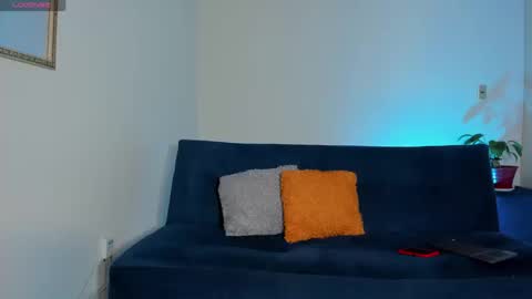 Snapshot of ares_johnsonn chatting on September 10, 2:39 pm Ares online show from September 10, 2:39 pm