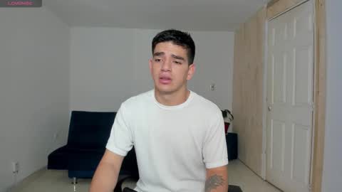 Snapshot of ares_johnsonn chatting on September 15, 12:16 pm Ares online show from September 15, 12:16 pm