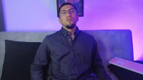 Mateo online show from March 17, 4:10 pm