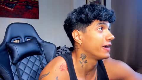 Snapshot of aress444 chatting on November 19, 7:14 pm aress444 online show from November 19, 7:14 pm