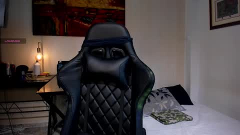 Snapshot of aress444 chatting on November 20, 10:09 pm aress444 online show from November 20, 10:09 pm