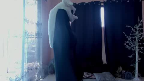 Snapshot of aress444 chatting on May 13, 2:14 pm aress444 online show from May 13, 2:14 pm