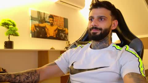 Snapshot of aressteel chatting on October 12, 5:12 pm Ares Steel online show from October 12, 5:12 pm