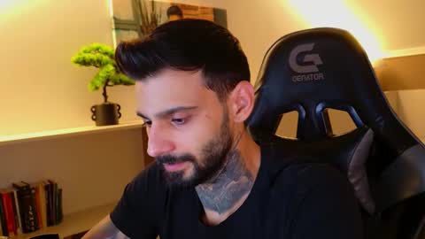 Snapshot of aressteel chatting on October 26, 6:14 pm Ares Steel online show from October 26, 6:14 pm