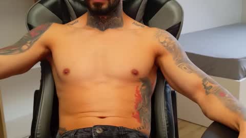 Snapshot of aressteel chatting on October 27, 12:31 pm Ares Steel online show from October 27, 12:31 pm