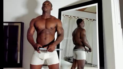 Snapshot of arexblakk chatting on November 11, 9:04 pm AREXXBLAKK online show from November 11, 9:04 pm