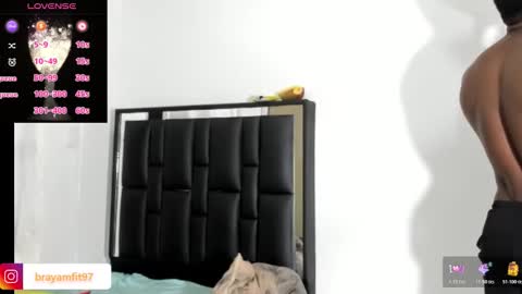 Snapshot of arexblakk chatting on December 14, 2:44 pm AREXXBLAKK online show from December 14, 2:44 pm