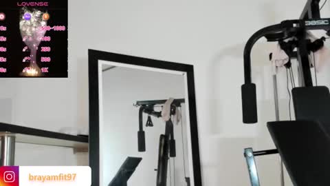 Snapshot of arexblakk chatting on February 5, 4:00 pm AREXXBLAKK online show from February 5, 4:00 pm