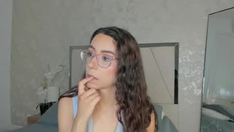 Ari Wilde online show from April 7, 12:49 pm