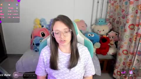 Snapshot of aria_alaia chatting on June 20, 2:58 am Linda online show from June 20, 2:58 am
