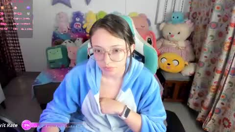 Snapshot of aria_alaia chatting on August 1, 2:44 am Linda online show from August 1, 2:44 am