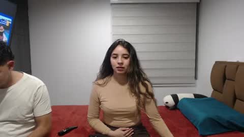 Snapshot of aria_blaze2 chatting on August 8, 12:13 am aria_blaze2 online show from August 8, 12:13 am