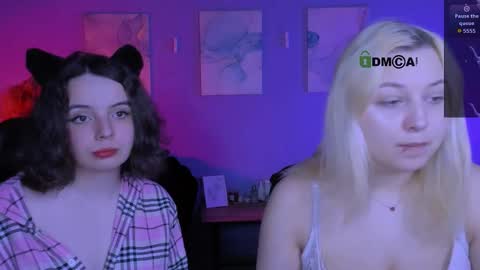 aria_blaze_ online show from April 17, 9:01 am