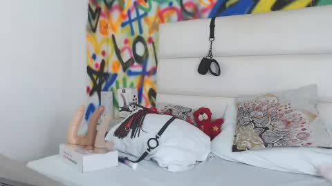 Snapshot of aria_martiin chatting on January 16, 2:08 pm aria online show from January 16, 2:08 pm