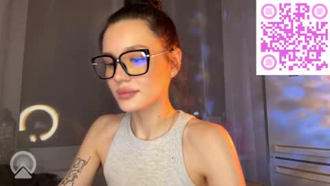 aria_mila online show from February 9, 8:57 pm