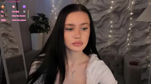 aria_mila online show from February 19, 11:06 am