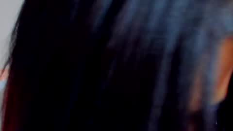 aria_millers1 online show from April 7, 12:16 pm