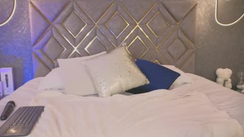 I OOT online show from September 10, 8:09 pm