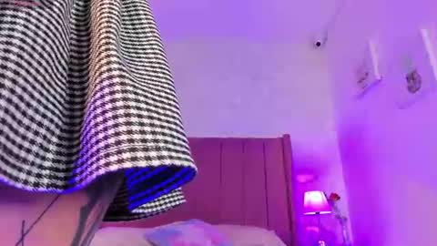 aria_tempest online show from June 19, 12:09 pm