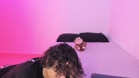 Aria and Orien online show from February 14, 2:36 pm