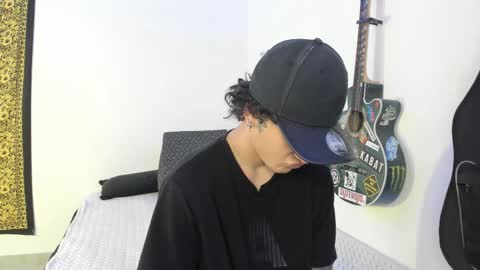 Aria and Orien online show from February 25, 2:48 pm