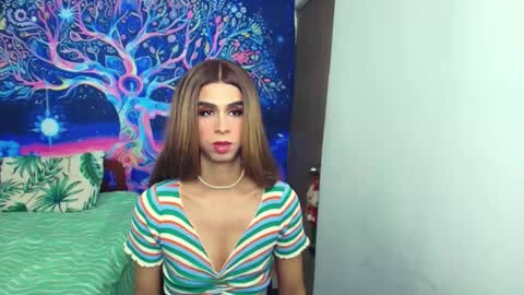 Snapshot of ariadna_dudamel chatting on December 19, 5:25 am ariadna_dudamel online show from December 19, 5:25 am