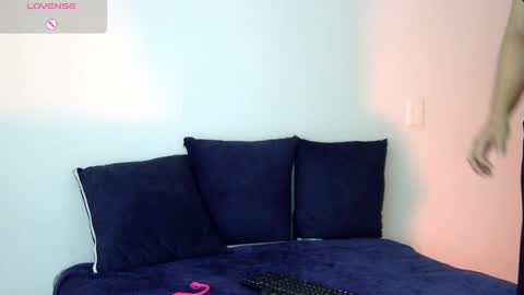  A r i a d n a online show from April 15, 1:51 pm