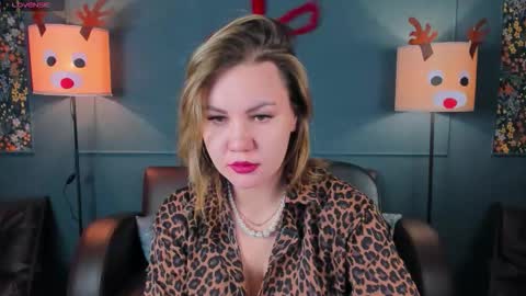 ariaeven online show from December 23, 10:02 am