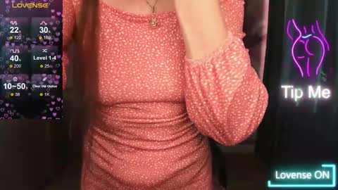 Snapshot of ariagrays chatting on September 17, 7:32 am AriaGray online show from September 17, 7:32 am