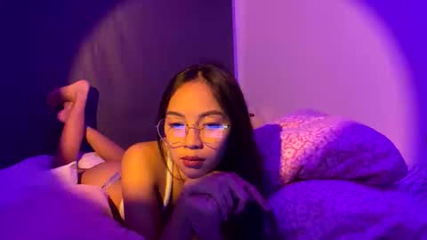 Snapshot of ariamariz chatting on September 12, 3:28 am Aria Mariz online show from September 12, 3:28 am