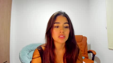 Snapshot of ariamontgomeryyy chatting on February 23, 10:17 am Aria Montgomery online show from February 23, 10:17 am