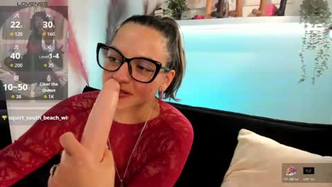 Snapshot of ariana_blonde_ chatting on July 28, 4:39 pm Ariana blonde online show from July 28, 4:39 pm