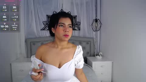 Snapshot of ariana_ceballos chatting on February 14, 11:42 am ARIANA online show from February 14, 11:42 am