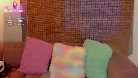 Ariana Cruz online show from January 15, 1:05 pm