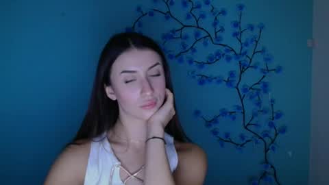 Ariana online show from December 19, 7:04 am