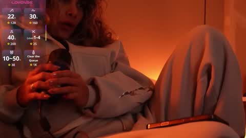 cristina online show from December 21, 10:06 pm