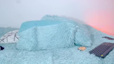 Snapshot of ariana_vidal chatting on February 21, 5:24 am Ari online show from February 21, 5:24 am