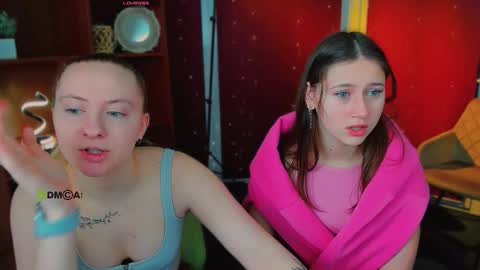 arianaa_cat online show from March 14, 7:03 am