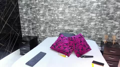 Snapshot of arianaablack chatting on January 11, 12:29 pm Ariana online show from January 11, 12:29 pm