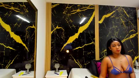 Snapshot of arianaablack chatting on February 19, 7:05 pm Ariana online show from February 19, 7:05 pm