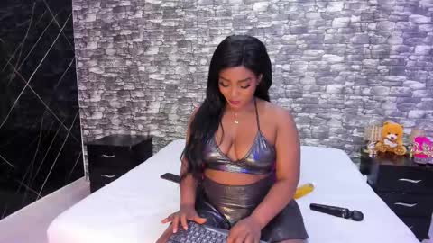 Snapshot of arianaablack chatting on March 1, 12:01 pm Ariana online show from March 1, 12:01 pm