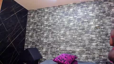 Snapshot of arianaablack chatting on October 4, 11:52 am Ariana online show from October 4, 11:52 am