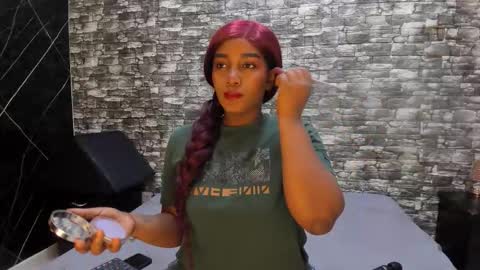 Snapshot of arianaablack chatting on October 17, 12:30 pm Ariana online show from October 17, 12:30 pm