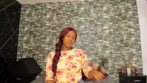 Snapshot of arianaablack chatting on October 19, 12:28 pm Ariana online show from October 19, 12:28 pm