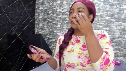 Snapshot of arianaablack chatting on December 5, 12:03 pm Ariana online show from December 5, 12:03 pm