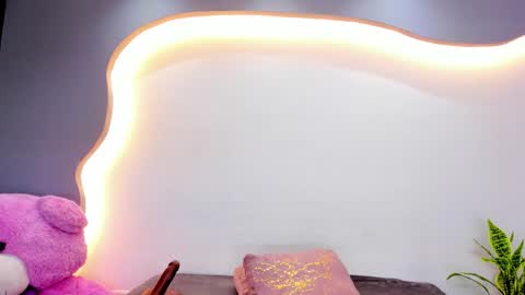 Ariana online show from April 15, 12:12 pm