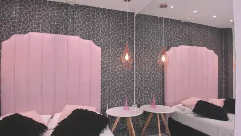 Ariana online show from September 14, 2:27 pm