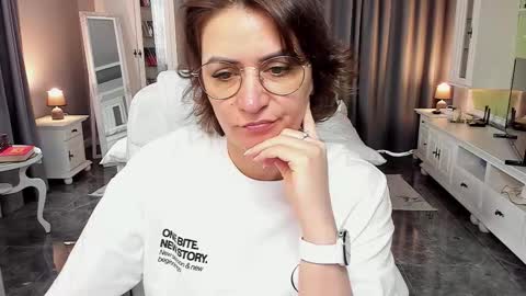 Ana online show from March 16, 9:02 am