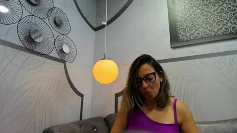 Snapshot of arianasommers chatting on May 30, 11:40 am ArianaSommers online show from May 30, 11:40 am